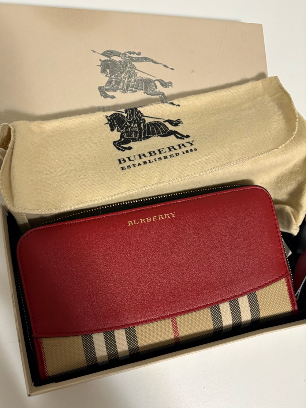 Authentic Burberry Vintage Check Zip-Around Wallet